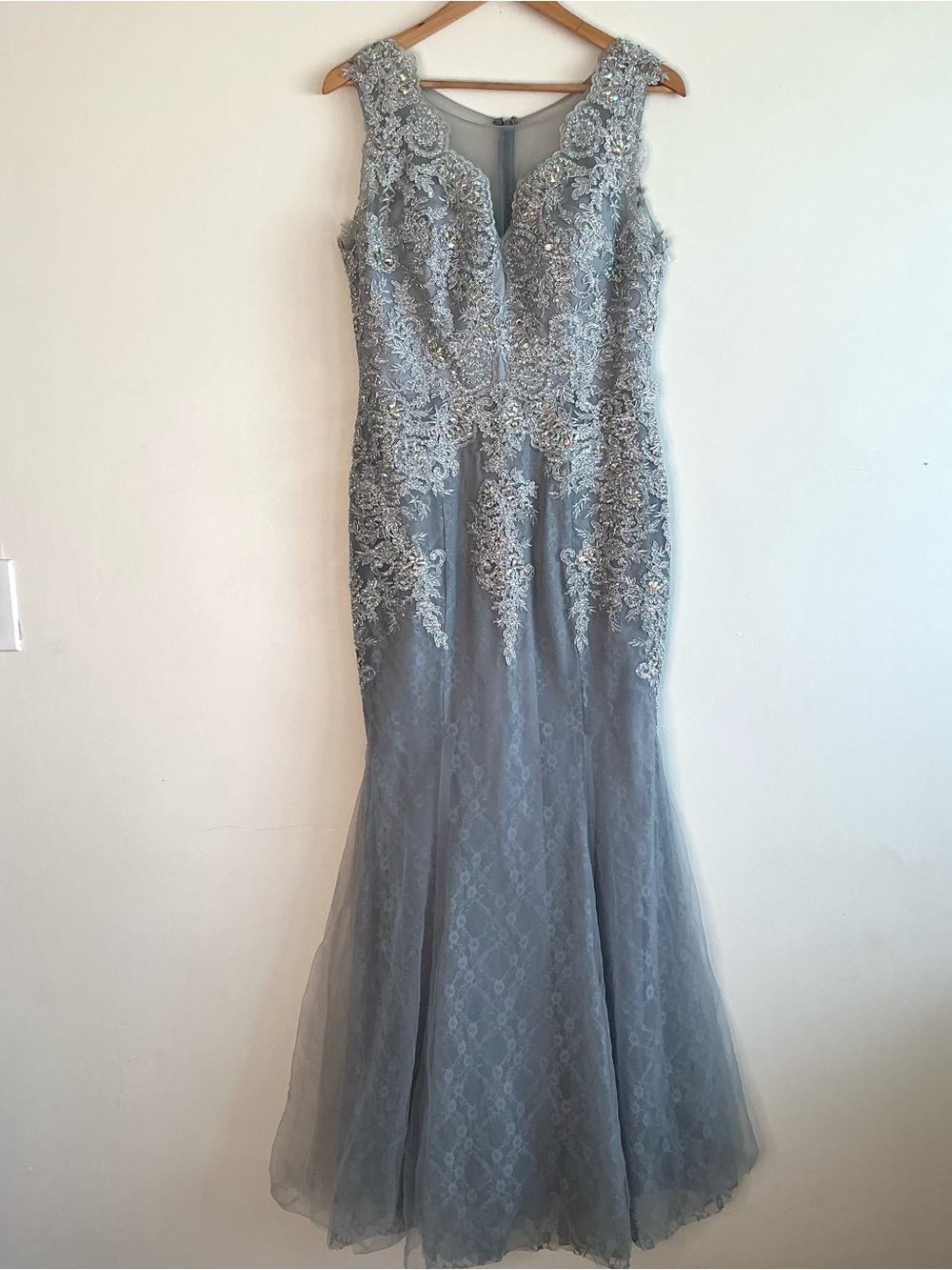 Cinderella Collection Formal Gown Silver Lace Sequin Mermaid Dress L